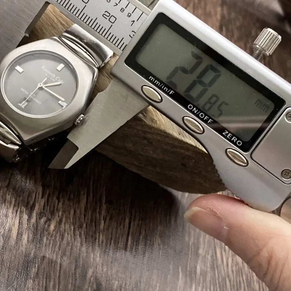 Kenneth Cole Silver Tone Stainless Steel Watch KC4144 Working